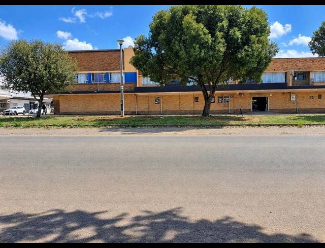 BUSINESS FOR SALE IN VANDERBIJLPARK CW 3